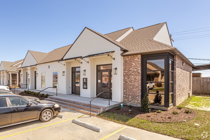 More Photos Of W 4021 W. E. Heck Ct., Bldg E, Baton Rouge Office For Lease