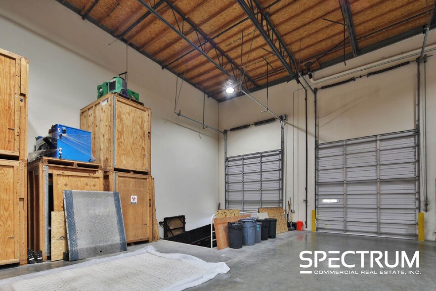 More Photos Of 29059 The Old Rd, Valencia Warehouse For Lease