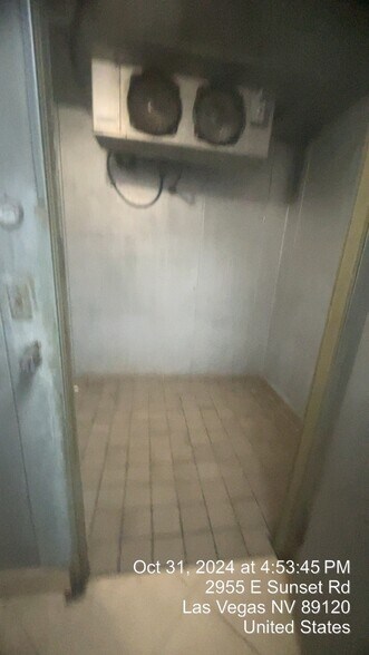 More Photos Of 2955 E Sunset Rd, Las Vegas Unknown For Lease