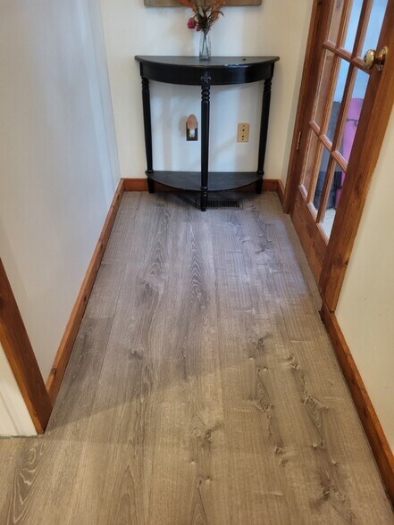 More Photos Of 133 Main St, High Falls Office For Lease