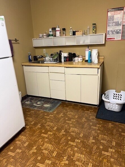 More Photos Of 835 Cesery Blvd, Jacksonville Medical For Sale