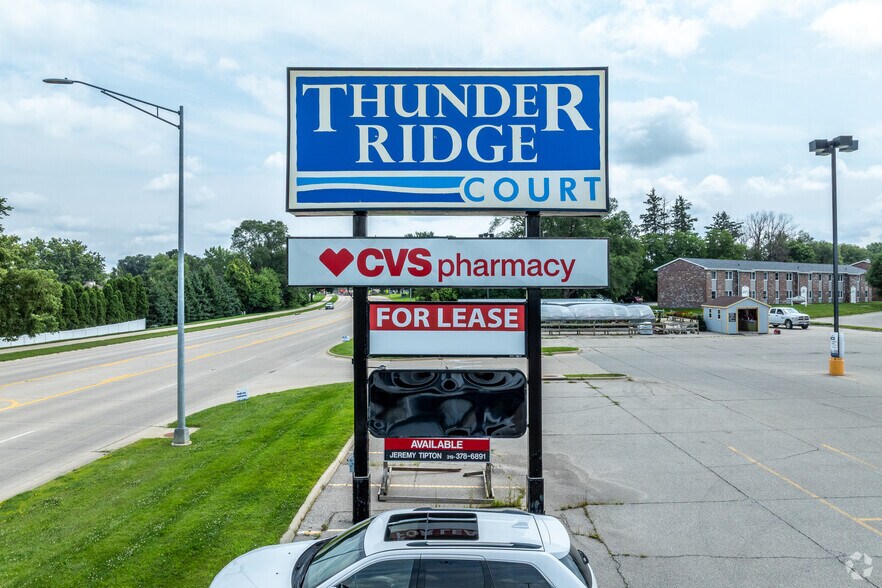 More Photos Of 2302 W 1st St, Cedar Falls General Retail For Sale