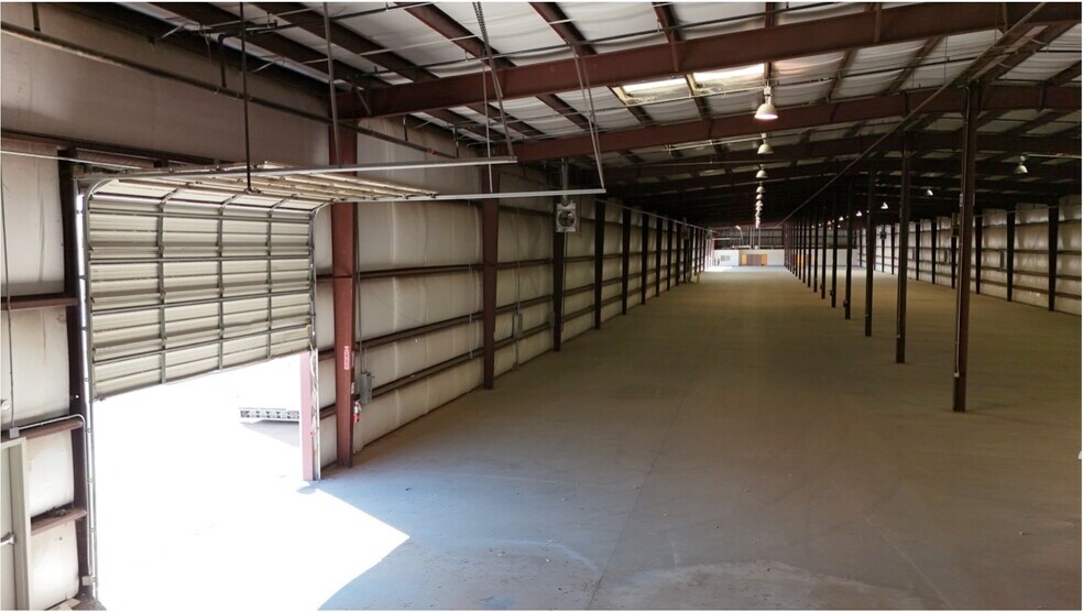 More Photos Of 4901 Rockaway Blvd NE, Rio Rancho Manufacturing For Lease