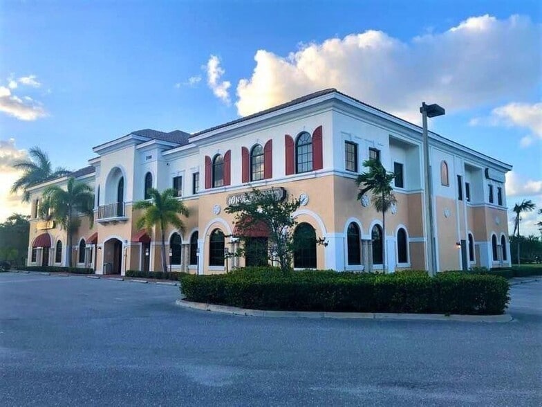 More Photos Of 2100 SE Hillmoor Dr, Port Saint Lucie Medical For Lease