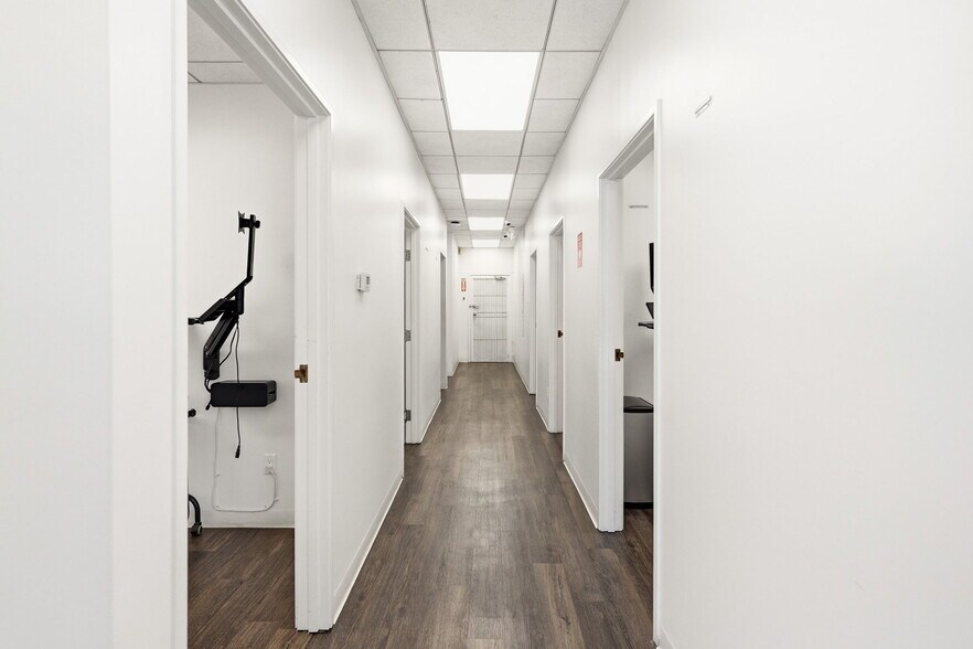 More Photos Of 739-741 N Fairfax Ave, Los Angeles Medical For Sale