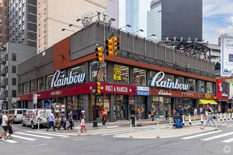 More Photos Of 601 Eighth Ave, New York Storefront For Lease