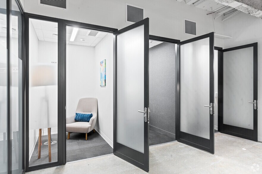 More Photos Of 44 S Broadway, White Plains Coworking Space