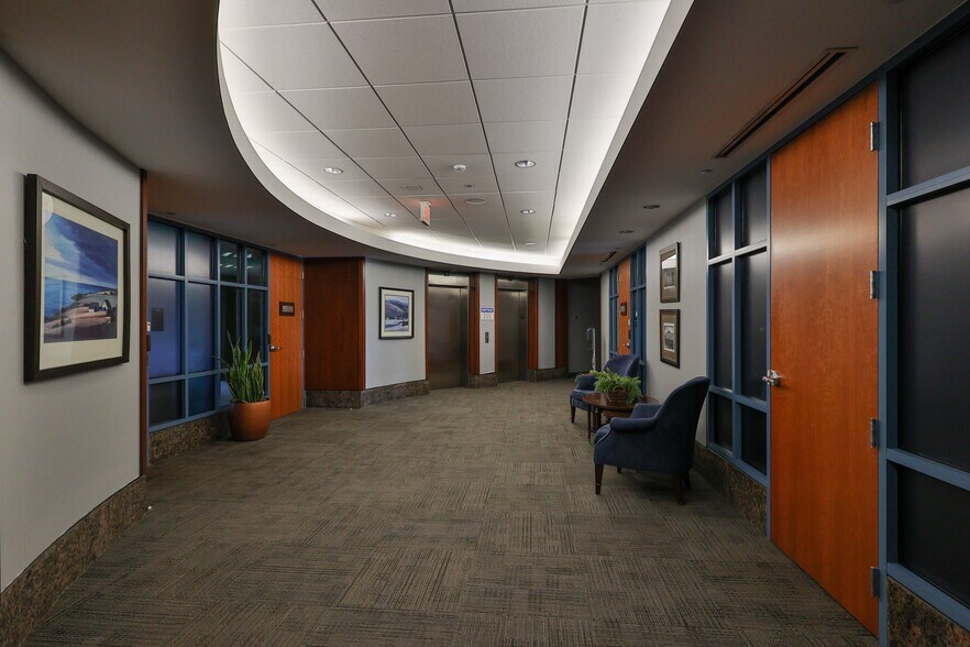 More Photos Of 1525 Valley Center Pky, Bethlehem Unknown For Lease