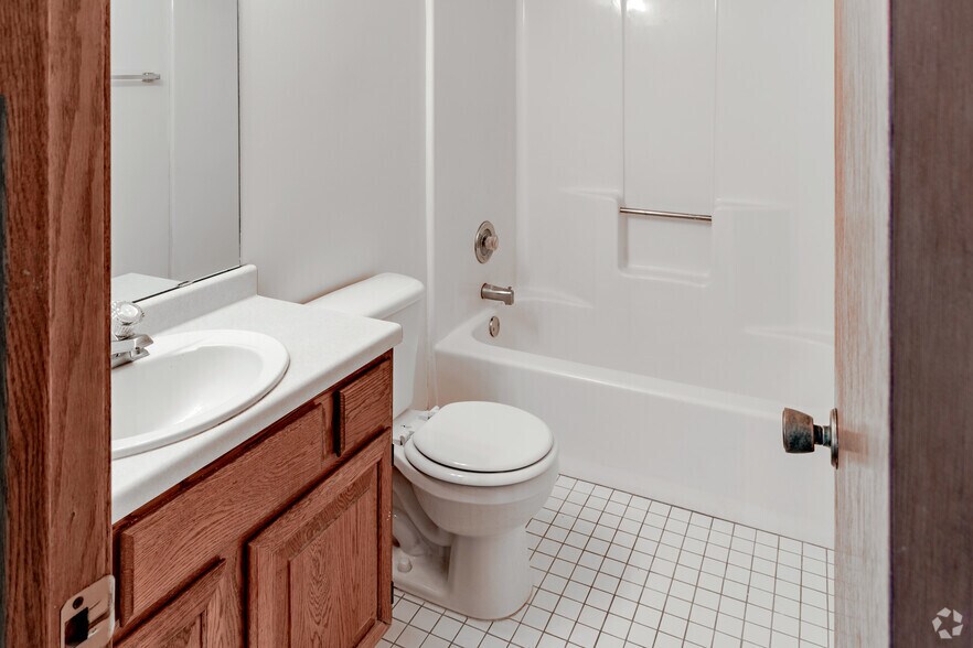 More Photos Of 1009 Park Ave, Minneapolis Apartments For Sale