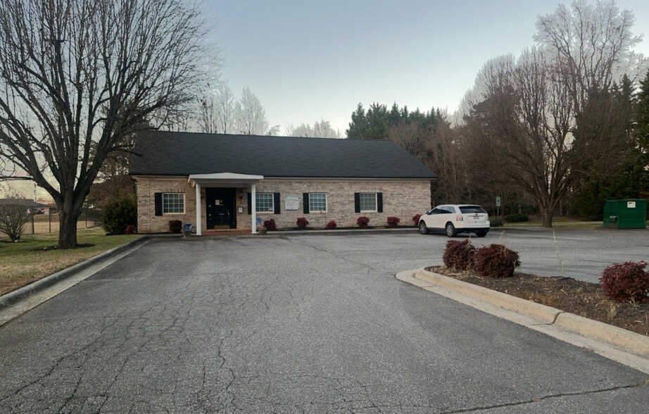 Primary Photo Of 1011 Masten Dr, Kernersville Office For Sale