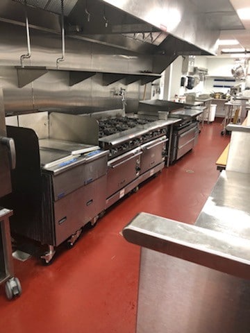 More Photos Of 28 Market St, Warren Theater Concert Hall For Sale