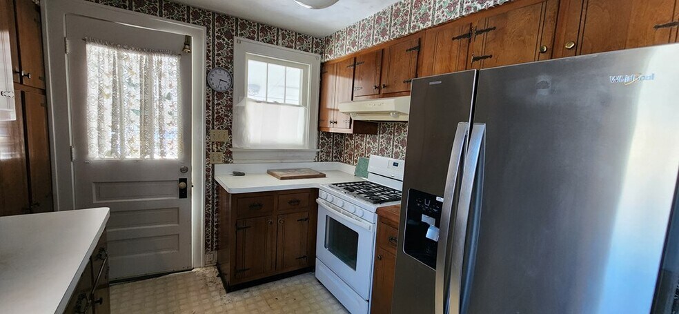 More Photos Of 125 Rockdale Rd, Follansbee Flex For Sale