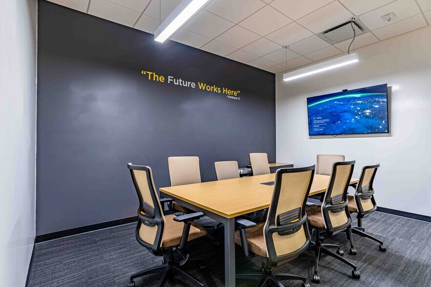 More Photos Of 700 S Rosemary Ave, West Palm Beach Coworking Space