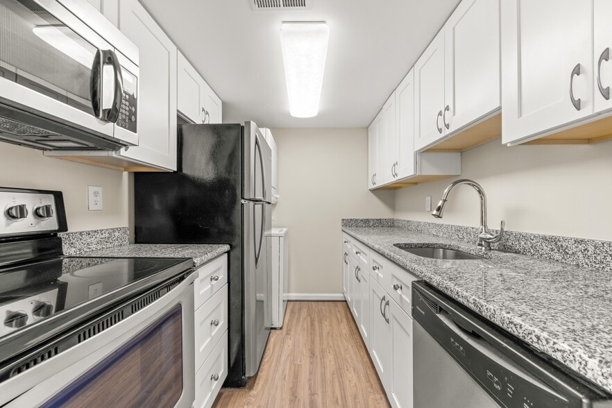 More Photos Of 1516 Lancaster St, Baltimore Apartments For Sale