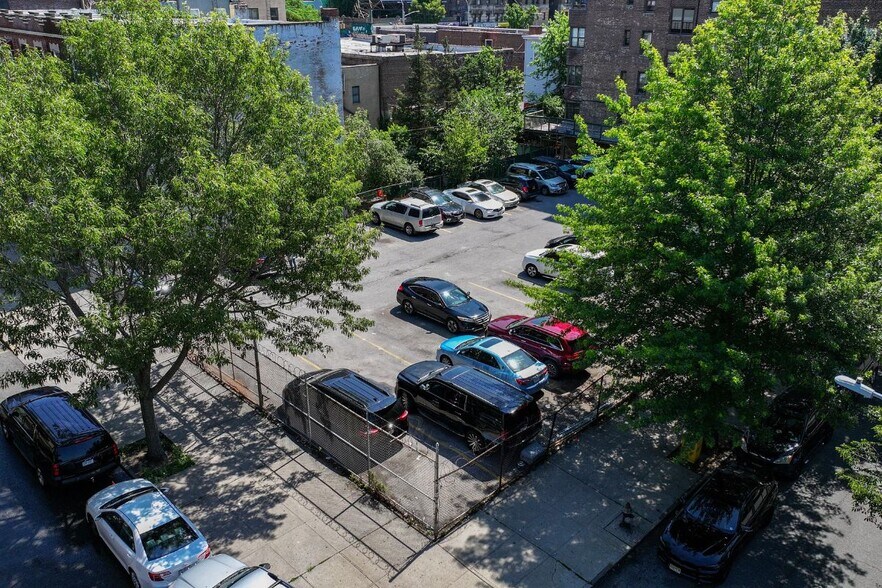 More Photos Of 65 E 193rd St, Bronx Land For Sale