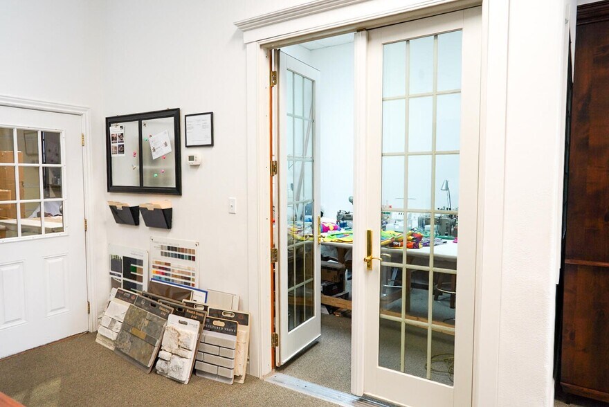 More Photos Of 1397 W Sunset Blvd, Saint George Storefront Retail Office For Lease