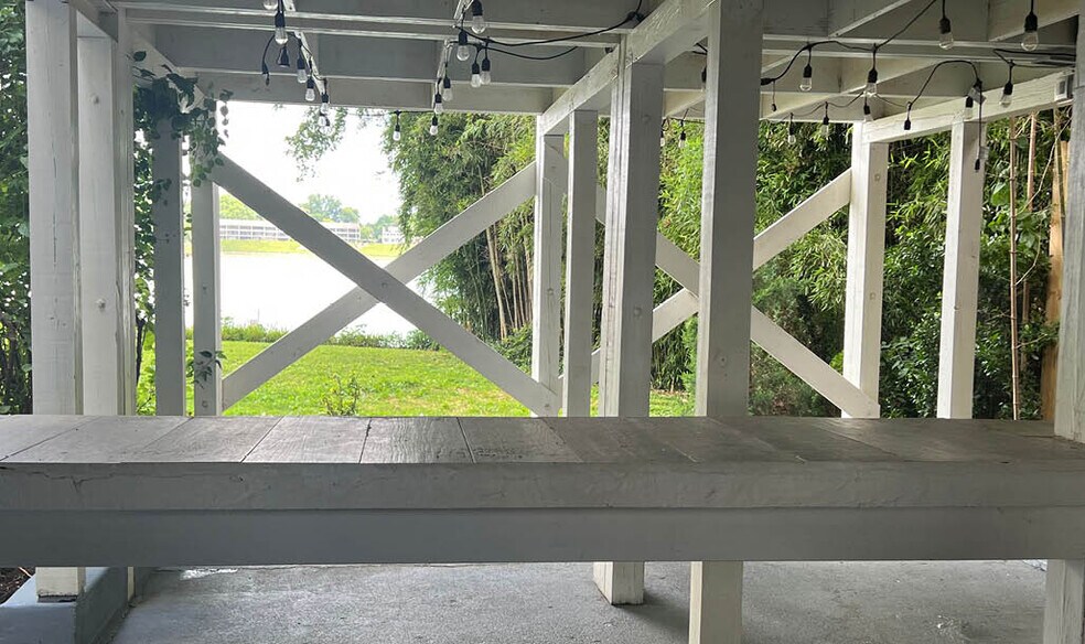 More Photos Of 3227 River Rd, Louisville Hospitality For Sale