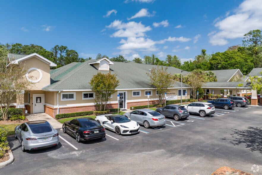 Primary Photo Of 10909 W Linebaugh Ave, Tampa Medical For Lease