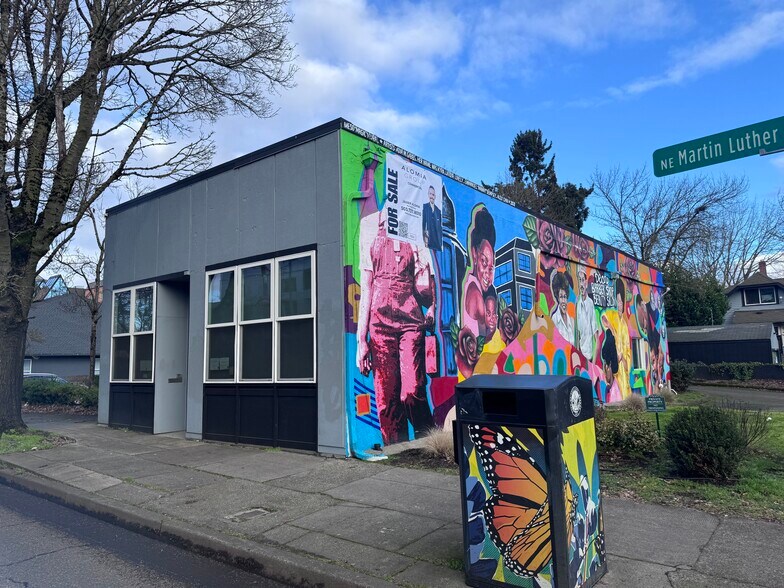 More Photos Of 4008 NE Martin Luther King Jr Blvd, Portland Serviced Offices For Sale