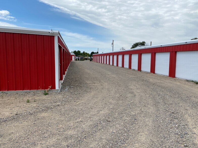More Photos Of 3023 Overland Ave, Burley Self Storage For Sale