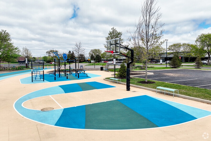 More Photos Of 9355 Delegates Row, Indianapolis Unknown For Lease