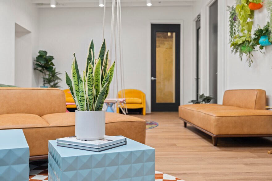 More Photos Of 4201 Millersville Rd, Indianapolis Coworking Space