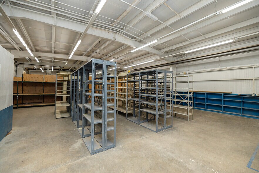 More Photos Of 130 E 10th Ave, South Hutchinson Industrial For Sale