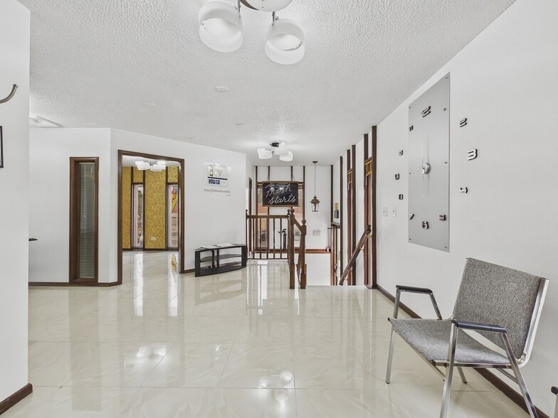 More Photos Of 4219 S Broadway, Englewood Medical For Sale