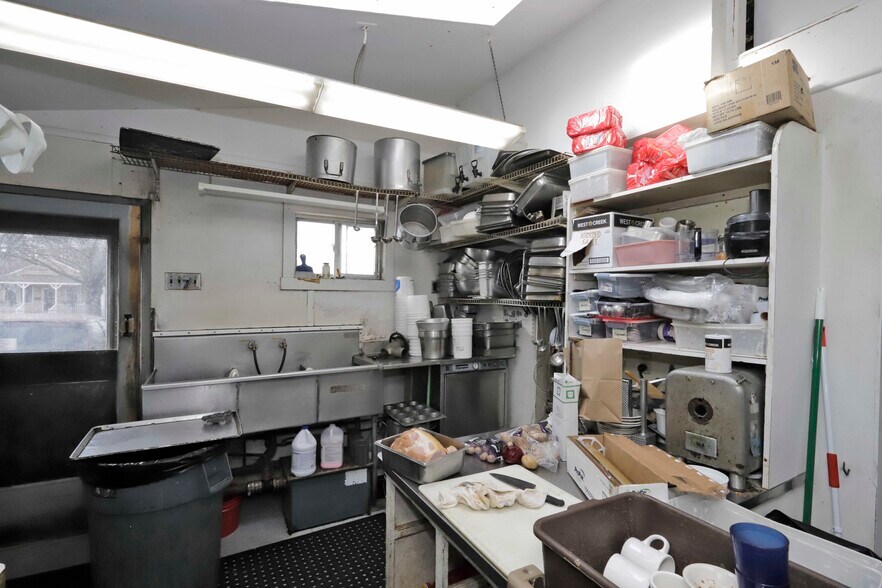 More Photos Of 116 Sconticut Neck Rd, Fairhaven Industrial For Sale