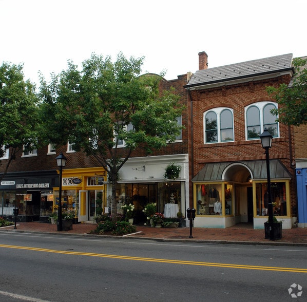 More Photos Of 1127 King St, Alexandria Storefront Retail Office For Lease