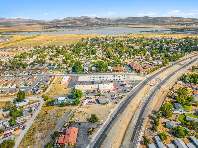 More Photos Of 9345 Lemmon Dr, Reno Unknown For Lease