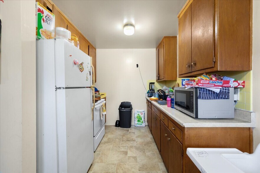 More Photos Of 236 Haas Ave, San Leandro Apartments For Sale