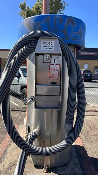 More Photos Of 27989 Leidig Ct, Hayward Carwash For Sale