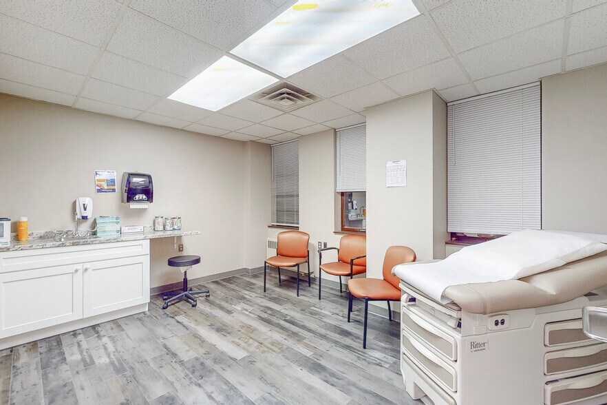 More Photos Of , Steubenville Unknown For Sale