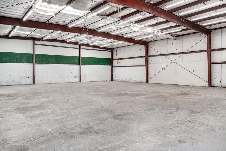 More Photos Of 850 Grove St, Sonoma Industrial For Lease