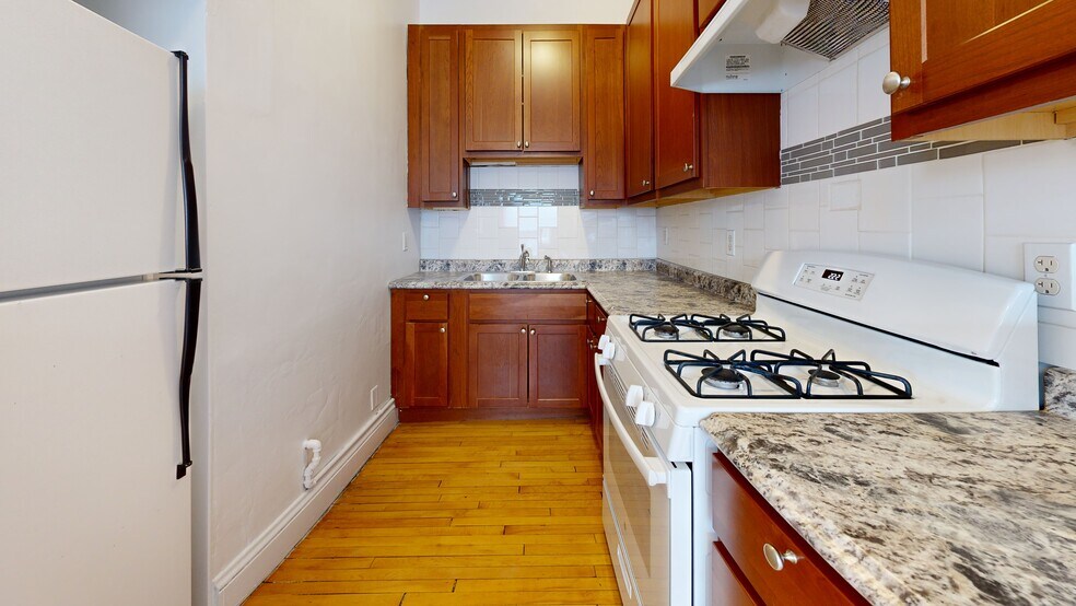 More Photos Of 3125-3137 Aldrich Ave S, Minneapolis Apartments For Sale