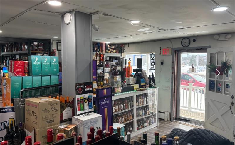 More Photos Of 201 Seneca St, Fulton Freestanding For Sale