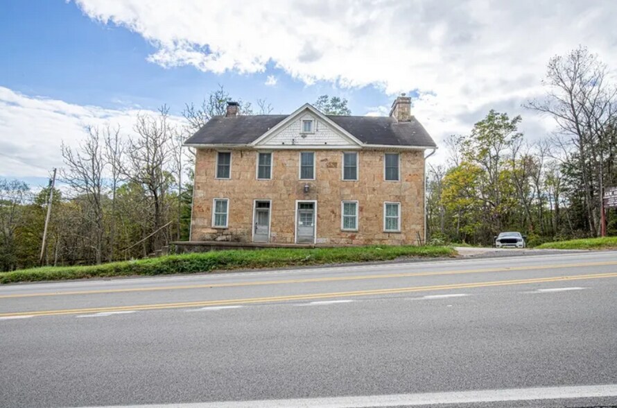 Primary Photo Of 5340 National Pike, Markleysburg Specialty For Sale