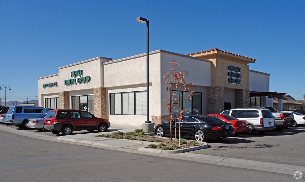 More Photos Of 3980 W Florida Ave, Hemet Unknown For Lease