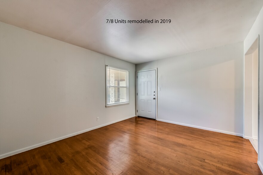 More Photos Of 307 W 4th St, Irving Apartments For Sale