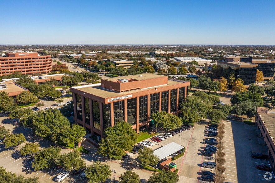 More Photos Of 2100 & 2150 Lakeside Blvd, Richardson Unknown For Lease