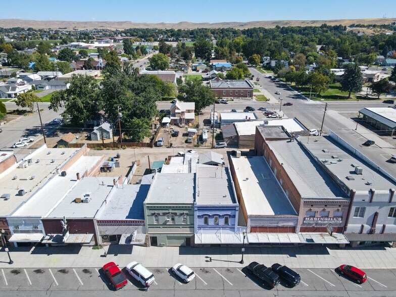 More Photos Of 16 N Main St, Payette Storefront Retail Residential For Sale