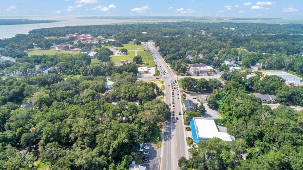 More Photos Of 1451 Ribaut Road, Port Royal Land For Lease