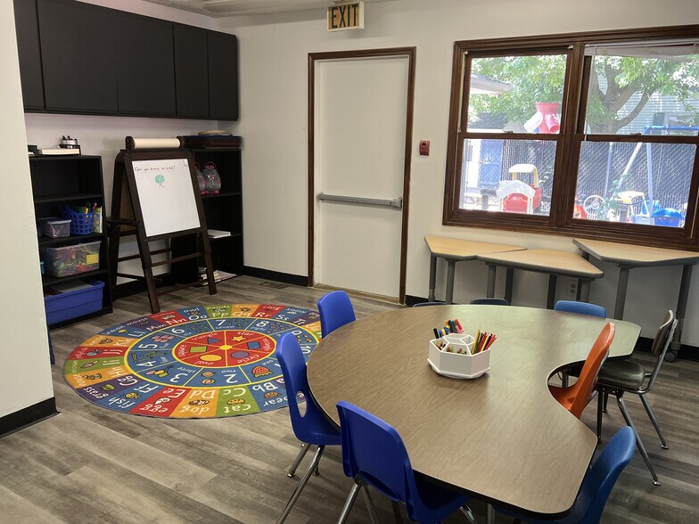 More Photos Of 202 W Plum St, Thorntown Daycare Center For Sale