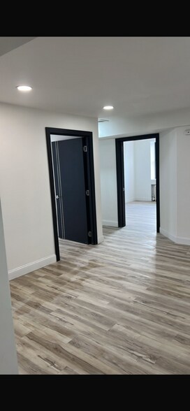 More Photos Of 1539 Franklin Ave, Mineola Office For Lease