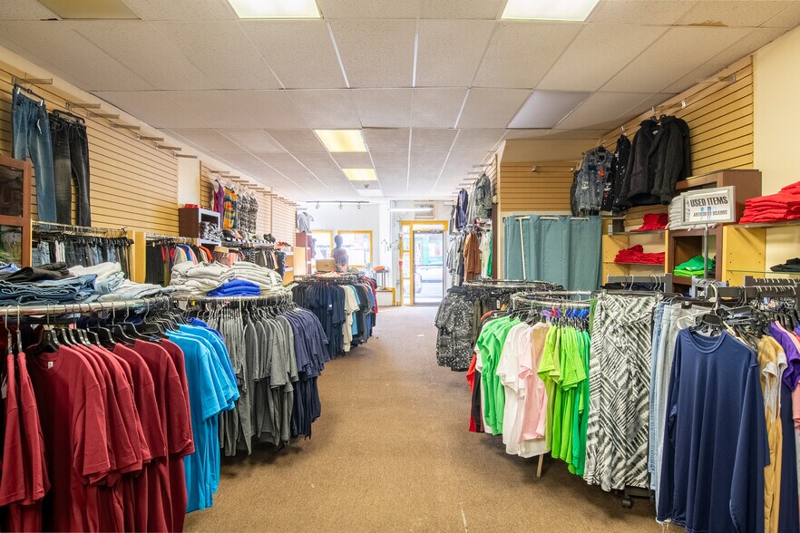 More Photos Of 103-105 High St, Holyoke Storefront For Lease