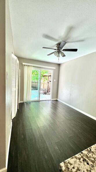 More Photos Of 7315 Housman, Houston Specialty For Sale