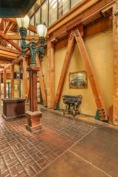 More Photos Of 445 W Weber Ave, Stockton Office For Lease