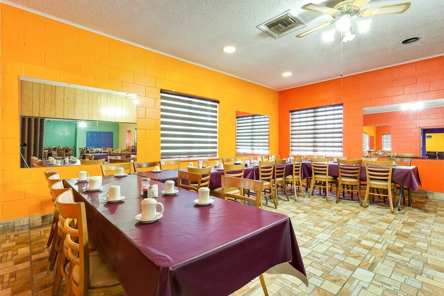 More Photos Of 1990 W Expressway 83, Mercedes Hotel For Sale