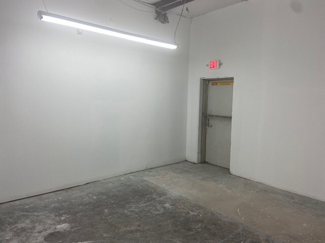 More Photos Of 26311 Interstate 45, The Woodlands Storefront For Lease